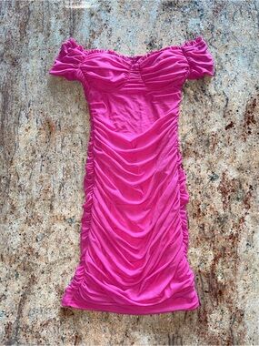 Windsor Hot Pink Ruched Off-The-Shoulder Mini Dress - XS